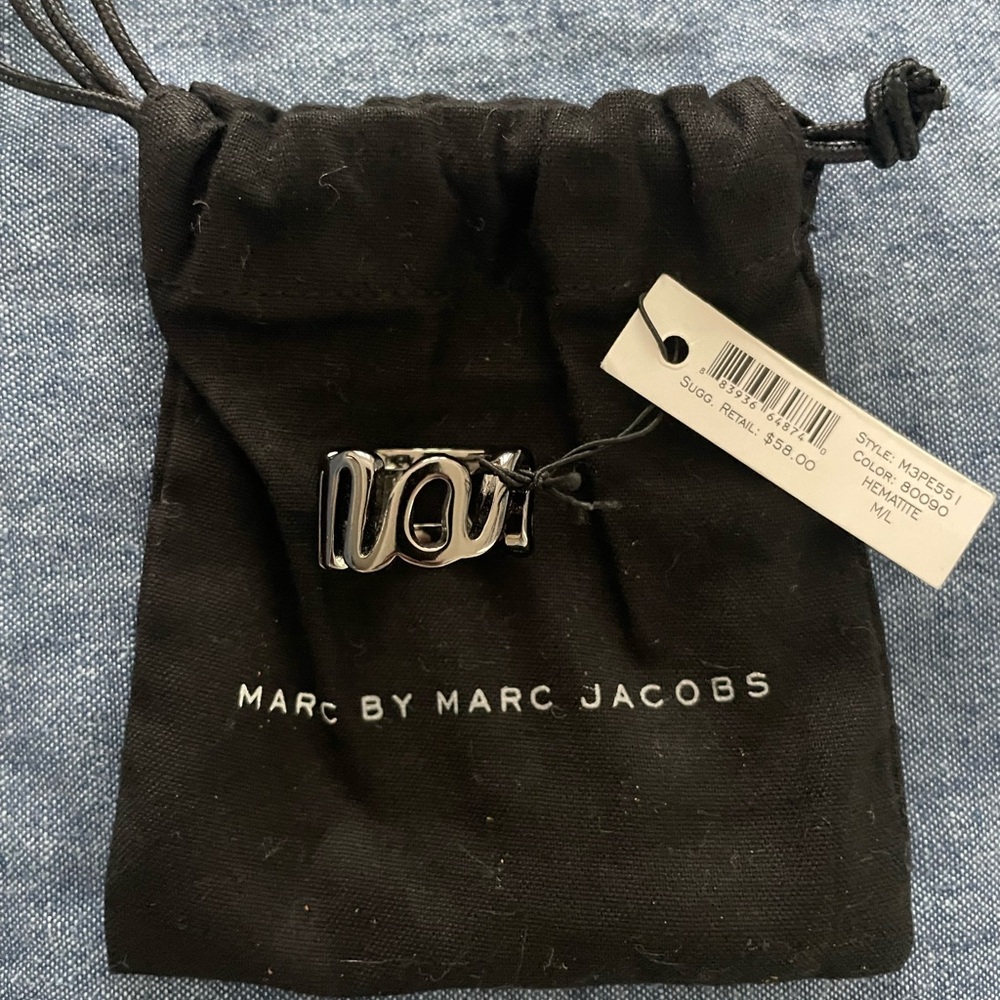 Marc Jacobs ring size M/L NWT